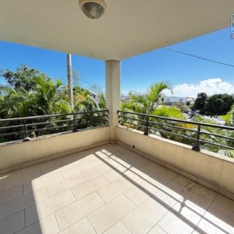 En vente un appartement T3 dans une résidence proche des commodités à Sainte Clotilde