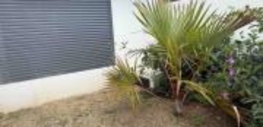 En vente un local commercial de 32.36m2 dans une résidence neuve à Saint Denis