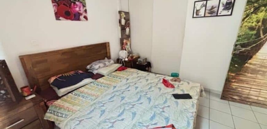 A vendre un appartement T2 dans le quartier de la Trinité à Saint Denis