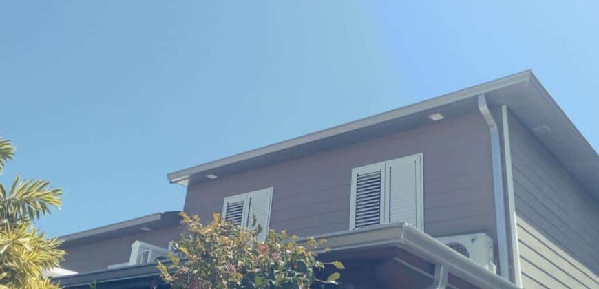 A vendre une villa contemporaine de 90m2 nichée dans un quartier résidentiel calme à Saint Leu