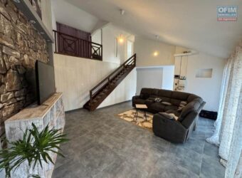 Vente superbe villa meublée t4 située dans un secteur calme et verdoyant du Tampon 13ème
