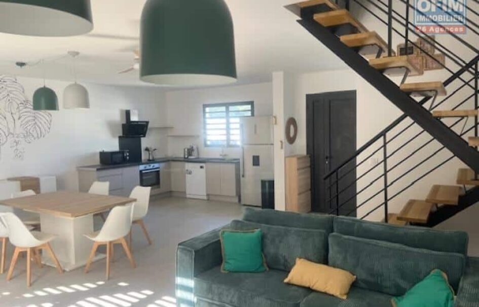 Superbe villa T4 meublée à louer située en plein centre-ville de l’Étang-Salé les Hauts