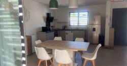 Superbe villa T4 meublée à louer située en plein centre-ville de l’Étang-Salé les Hauts