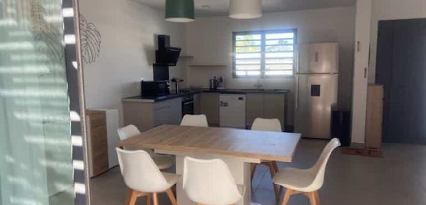 Superbe villa T4 meublée à louer située en plein centre-ville de l’Étang-Salé les Hauts