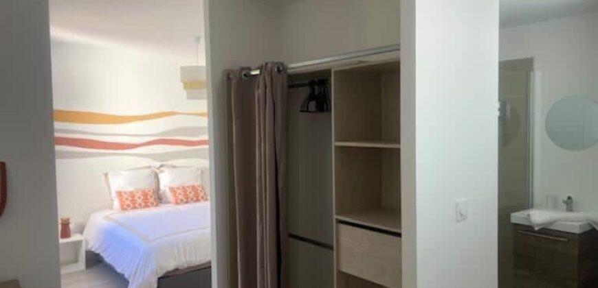 À louer une belle villa F4 meublée située en plein centre-ville de l’Étang-Salé les Hauts