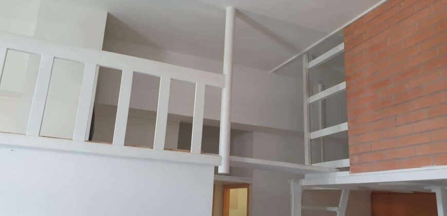 A louer un lumineux appartement meublé de 49m2 proche de la plage et commerces à Saint Pierre