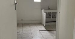 À louer à Saint-Denis une grande villa avec local professionnel indépendant idéale profession libérale