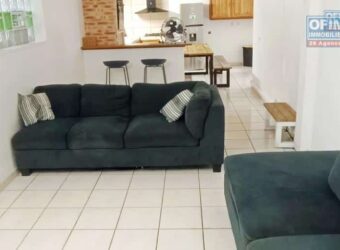 Location appartement T1 bis de 56 m2 situé dans une résidence sécurisée à Saint Joseph