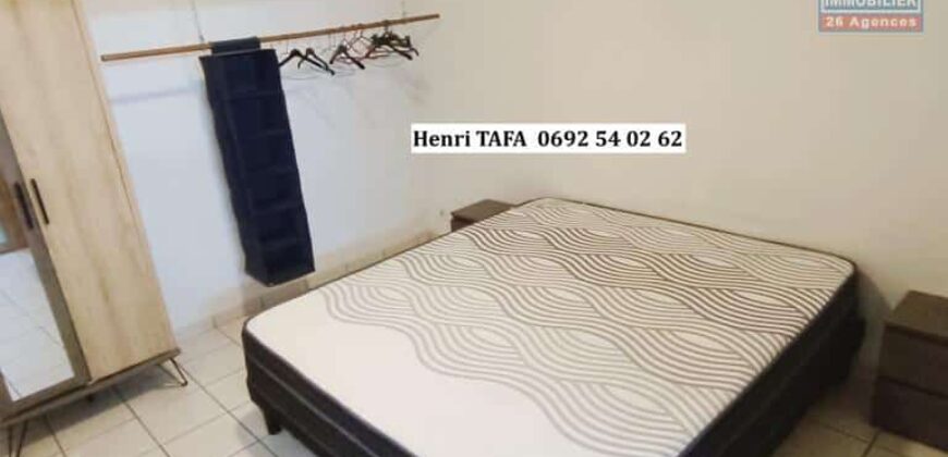 Location appartement T1 bis de 56 m2 situé dans une résidence sécurisée à Saint Joseph
