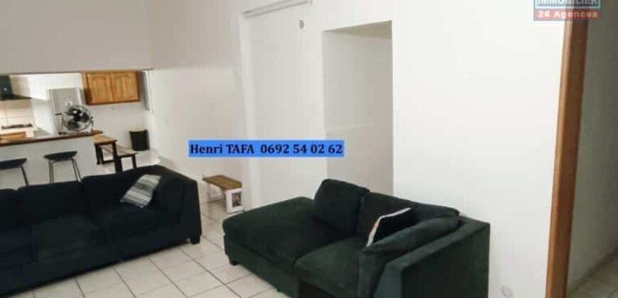 Location appartement T1 bis de 56 m2 situé dans une résidence sécurisée à Saint Joseph
