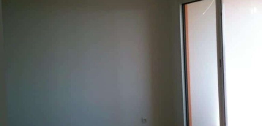 A vendre un appartement de type F2 de 44,97m2 dans une résidence à Sainte Clotilde