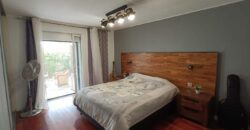 En vente une superbe villa de 200m2 avec varangue de 100m2 proche des commerces à Sainte Anne
