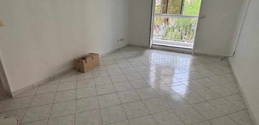 A vendre un appartement T3 de 62m2 proche des toutes les commodités à Saint Denis