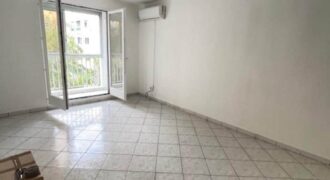 A vendre un appartement T3 de 62m2 proche des toutes les commodités à Saint Denis