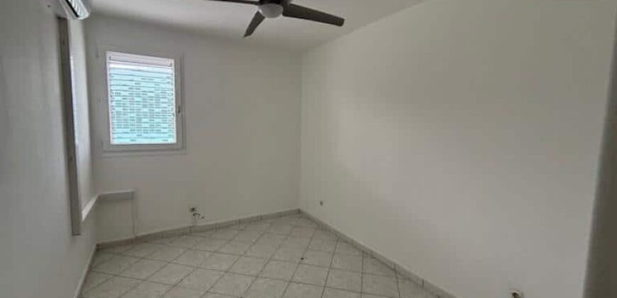 A vendre un appartement T3 de 62m2 proche des toutes les commodités à Saint Denis
