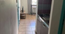 A louer un studio meublé de 19.66m2 dans une résidence à proximité du CHU de Saint Pierre
