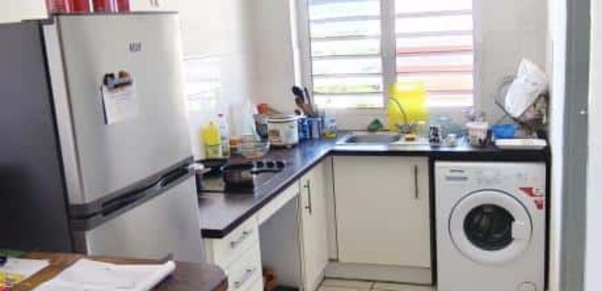 A vendre un appartement T2 de 54.65m2 avec vue mer à Saint Joseph