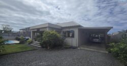 A vendre une superbe Villa F5 de 130m2 avec piscine sur un terrain de 600m2 proche des commerces à Saint André