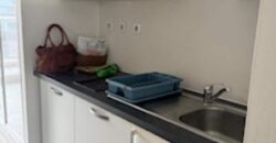 A louer un lumineux appartement meublé dans une résidence à Sainte Clotilde