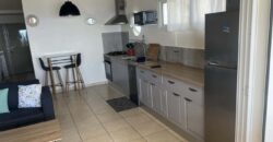 À louer un charmant appartement T3 en duplex meublé situé à Saint-Leu dans une résidence sécurisée