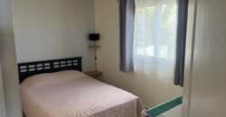 À louer un charmant appartement T3 en duplex meublé situé à Saint-Leu dans une résidence sécurisée