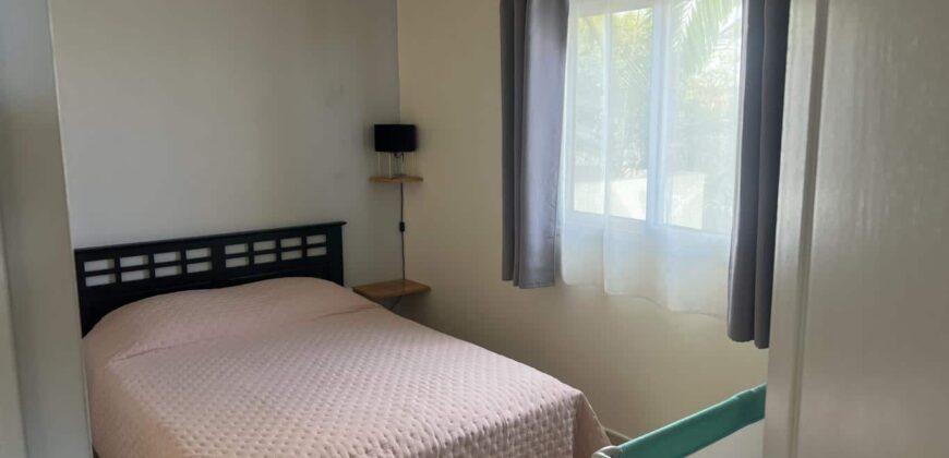 À louer un charmant appartement T3 en duplex meublé situé à Saint-Leu dans une résidence sécurisée