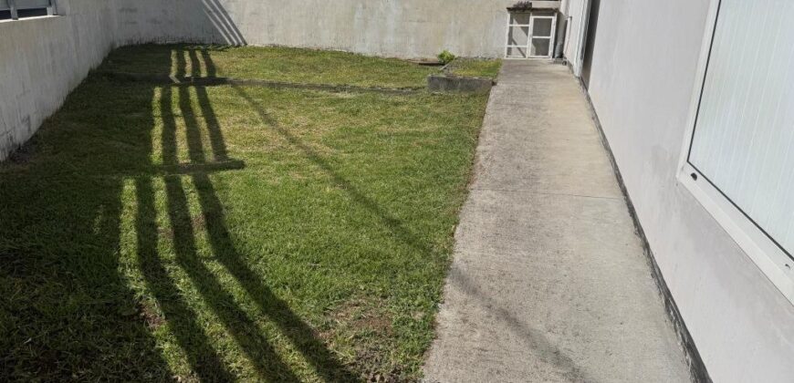 À louer une charmante villa T4 d’environ 84 m2 située le secteur calme de Bras Creux au Tampon