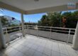 A vendre un appartement T2 de 47m2 avec varangue en plein centre de la Montagne