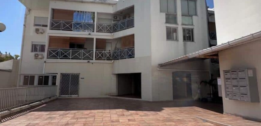 A louer un appartement de 20m2 dans une résidence en plein centre de Saint Denis