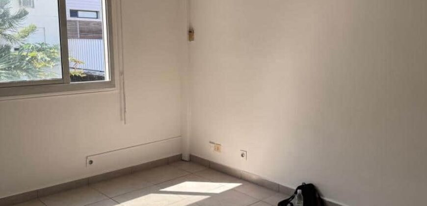 A louer un appartement de 20m2 dans une résidence en plein centre de Saint Denis
