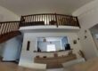 En vente un spacieux appartement T4 de 110m2 + mezzanine au centre-ville de Sainte Marie