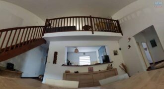 En vente un spacieux appartement T4 de 110m2 + mezzanine au centre-ville de Sainte Marie En vente un spacieux appartement T4 de 110m2 + mezzanine au centre-ville de Sainte Marie