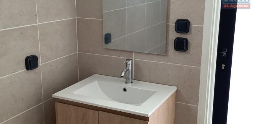 Location d’un bel appartement T3 de 65.14 m2 situé à La Rivière Saint-Louis Location d’un bel appartement T3 de 65.14 m2 situé à La Rivière Saint-Louis