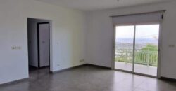 Location d’une spacieuse maison familiale de 115m2 avec garage située dans un quartier calme à Sainte Marie Location d’une spacieuse maison familiale de 115m2 avec garage située dans un quartier calme à Sainte Marie