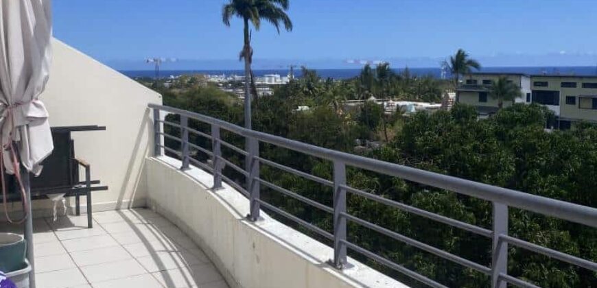 À vendre un appartement T3 duplex situé dans une résidence calme et sécurisée à La Possession À vendre un appartement T3 duplex situé dans une résidence calme et sécurisée à La Possession