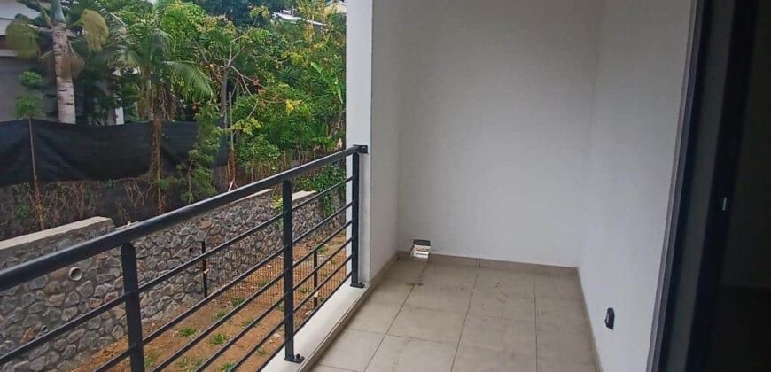 À louer un appartement neuf de type studio/F1 situé à Fleurimont Saint-Paul À louer un appartement neuf de type studio/F1 situé à Fleurimont Saint-Paul