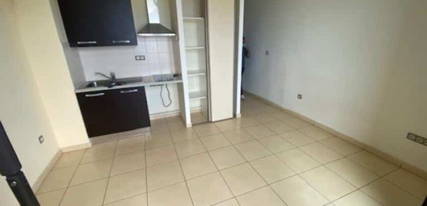 En vente un studio de 25,77m2 dans une résidence avec vue mer à Sainte Clotilde En vente un studio de 25,77m2 dans une résidence avec vue mer à Sainte Clotilde