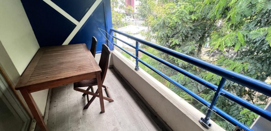 À louer un studio meublé avec varangue dans une résidence à Saint Denis À louer un studio meublé avec varangue dans une résidence à Saint Denis