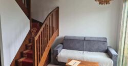 À louer charmant T2 meublé en duplex situé dans une résidence sécurisée proche du centre-ville du Tampon À louer charmant T2 meublé en duplex situé dans une résidence sécurisée proche du centre-ville du Tampon