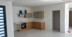 À louer charmante villa F4 avec belle vue située dans un quartier calme à Étang Salé proche des écoles À louer charmante villa F4 avec belle vue située dans un quartier calme à Étang Salé proche des écoles