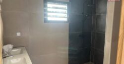 À louer charmante villa F4 avec belle vue située dans un quartier calme à Étang Salé proche des écoles À louer charmante villa F4 avec belle vue située dans un quartier calme à Étang Salé proche des écoles