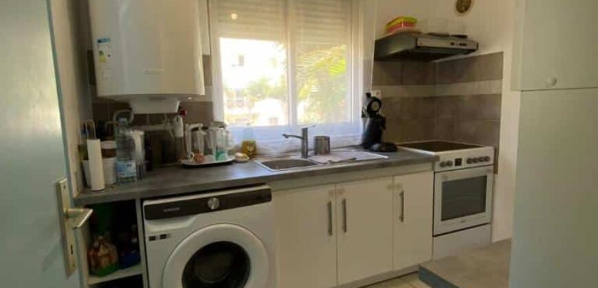 À vendre appartement T3 de 69m2 en rez-de-jardin dans la résidence Odyssean à Boucan Canot À vendre appartement T3 de 69m2 en rez-de-jardin dans la résidence Odyssean à Boucan Canot