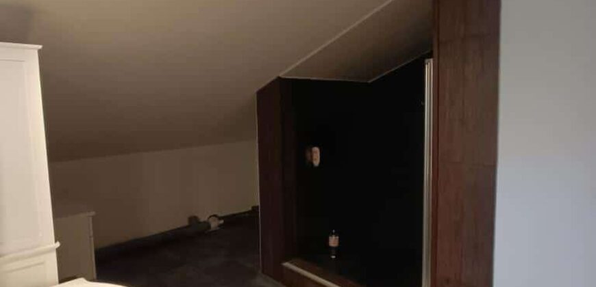 En vente une superbe villa de 200m2 avec varangue de 100m2 proche des commerces à Sainte Anne
