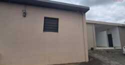 À vendre : immeuble composé de 4 appartements T2 sur un terrain de 230 m² à Sainte Suzanne