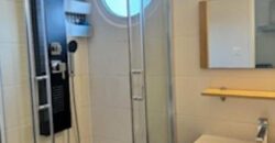 A louer un lumineux appartement meublé dans une résidence à Sainte Clotilde