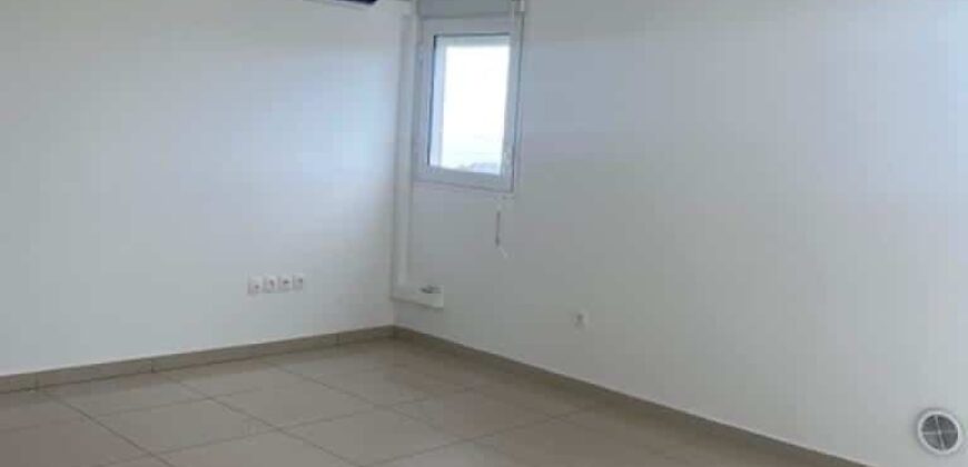 A vendre un lumineux appartement de 41.32m2 dans une résidence à Sainte Clotilde