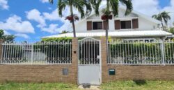 À vendre une villa F4/5 de 118m2 avec jardin dans un quartier résidentiel à Bras des Chevrettes-Saint André