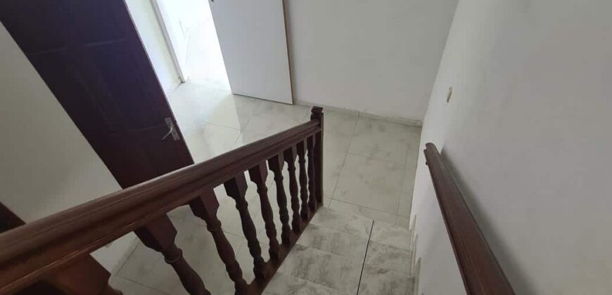 À vendre une villa F4/5 de 118m2 avec jardin dans un quartier résidentiel à Bras des Chevrettes-Saint André