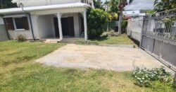 À vendre une villa F4/5 de 118m2 avec jardin dans un quartier résidentiel à Bras des Chevrettes-Saint André