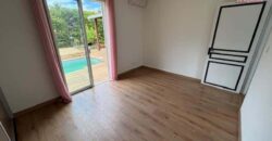 Location d’une charmante villa de 131m2 avec piscine nichée dans le quartier de Colorado à La Montagne